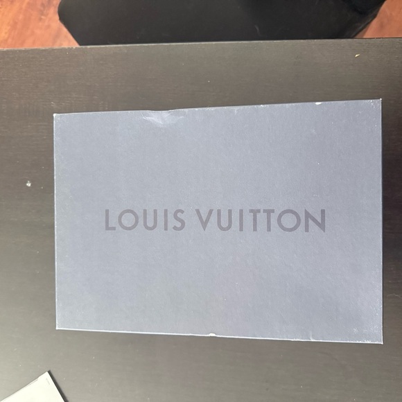 Sandals Louis Vuitton Strappy
Heel black 37 - Picture 7 of 12